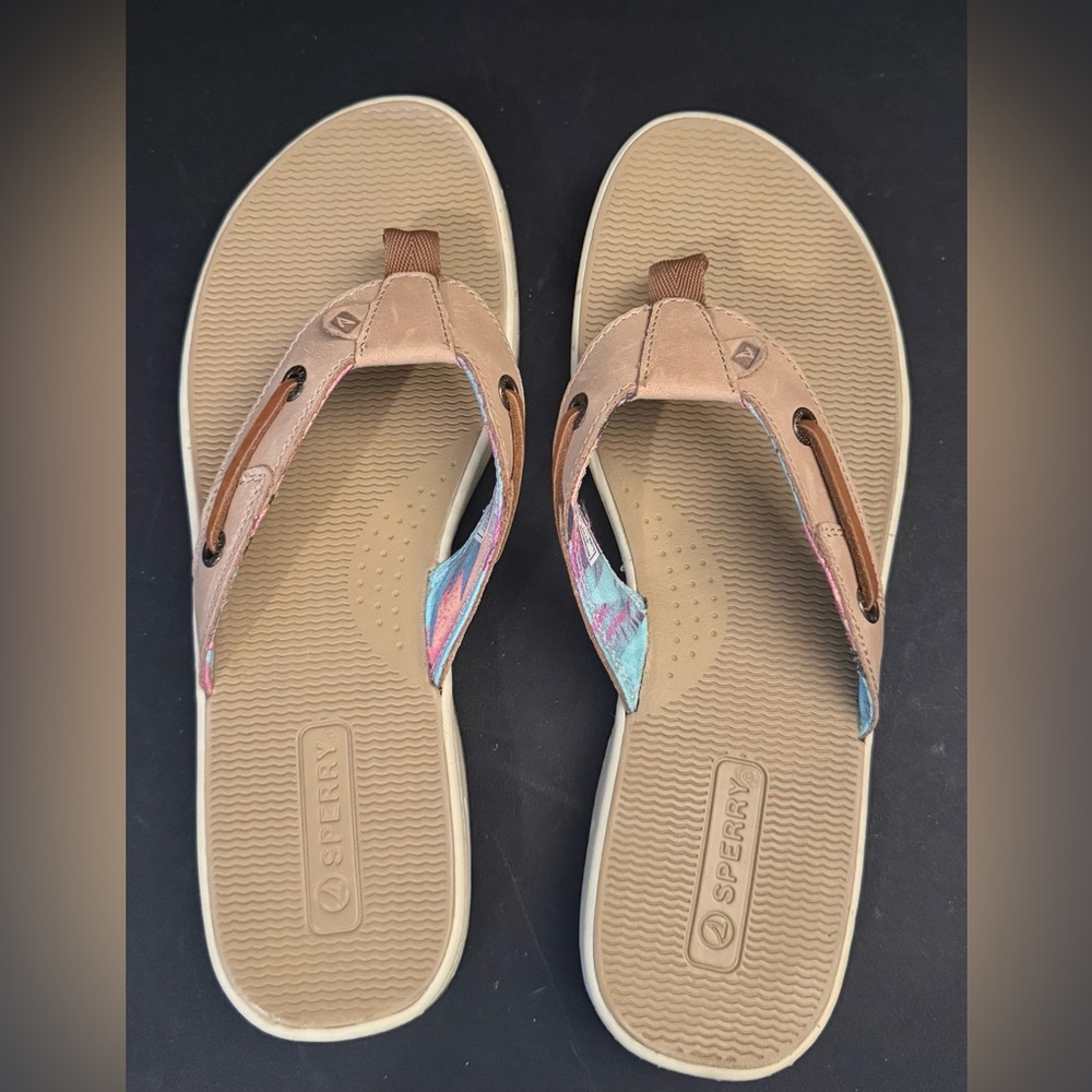 Sperry Sandals flip flops Tan Casual Footwear size 8